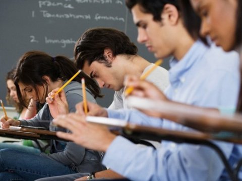 Peşə məktəbləri özəl universitetlərimizdən daha maraqlı olub - Acınacaqlı durum