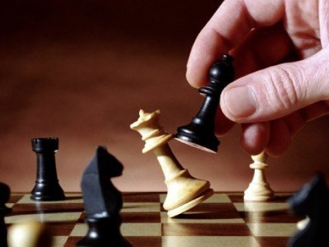  Məktəblərdə şahmat fənnini keçməməklə görün nələri itirmişik – Müəllimdən təklif