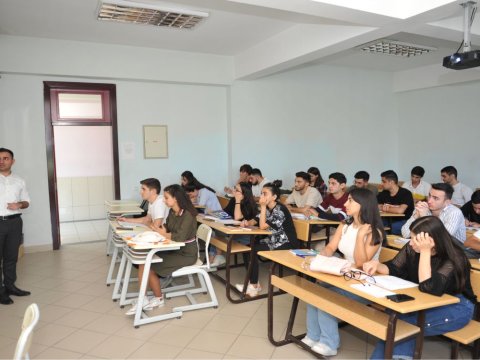 BMU-da magistratura pilləsinə hazırlıq səviyyəsi üzrə ödənişsiz dərslər