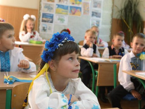 Nazir dərsləri distant təşkil etməyə çağırdı-Ukraynada SON vəziyyət