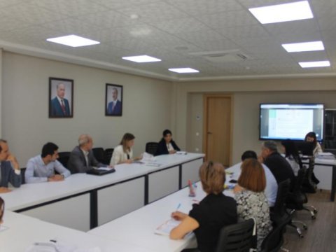 DİM-də kimya fənni üzrə işçi qrupunun iclası keçirilib