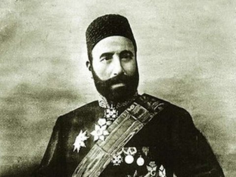 Tağıyevin qızlar məktəbinin açılışından bir fraqment – Tarixi foto