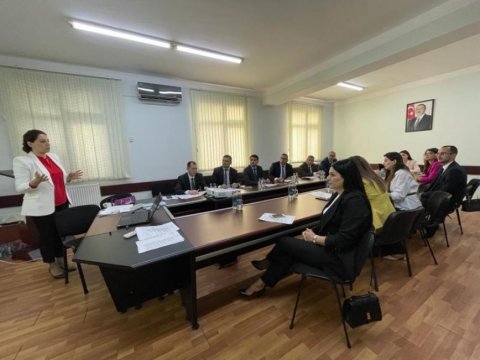 DİM, Elm və Təhsil Nazirliyinin əməkdaşları üçün təlim keçirilib