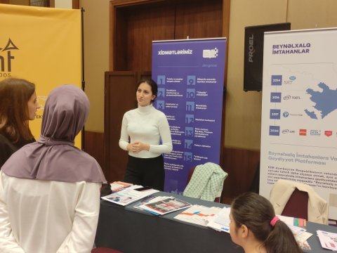 DİM-in əməkdaşları Təhsil və Peşə Mərkəzlərinin I Tanıtım Sərgisində iştirak ediblər  