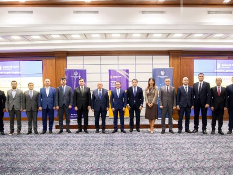 Rektor “Gələcək üçün bacarıqlar” layihəsi çərçivəsində keçirilən tədbirdə iştirak edib