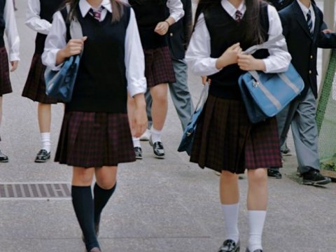 Məktəblərdəki yeni geyim qaydaları-Təhsillə hansı əlaqələri var?-EKSPERT