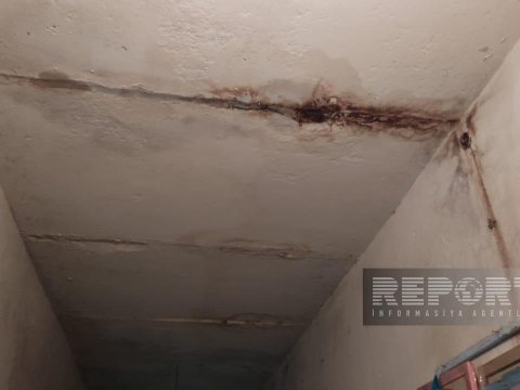 Şəkidə qəzalı uşaq bağçası: yağış suları otaqlara dolur, körpələr xəstələnir   