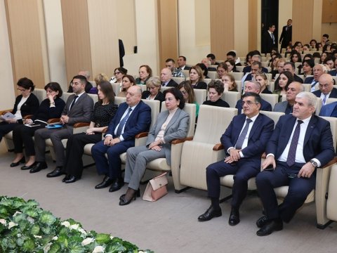AzMİU-da Zəfər Gününə həsr olunan elmi-praktik konfrans-FOTOLAR