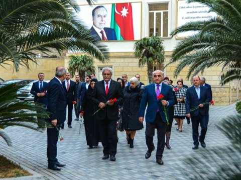 UNEC-də Zəfər Gününə həsr olunan tədbir keçirilib-FOTOLAR