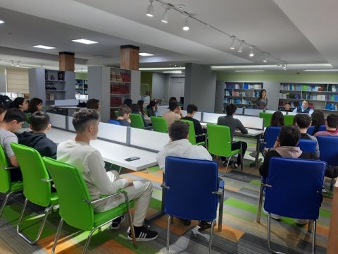 UNEC-də Zəfər Gününə həsr olunan tədbir keçirilib-FOTO