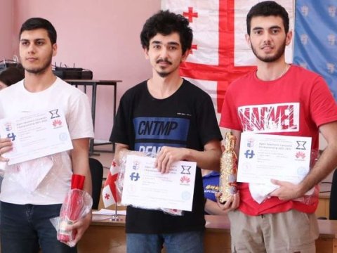 Azərbaycanlı tələbələr ilk dəfə Beynəlxalq Proqramlaşdırma Müsabiqəsinin finalına çıxıblar