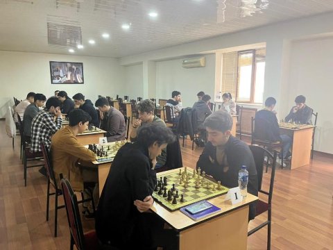 UNEC-də şahmat turniri keçirilib