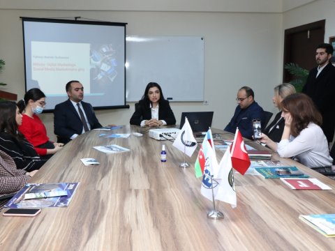 Tələbələrin rəqəmsal marketinq üzrə bilikləri artırılır