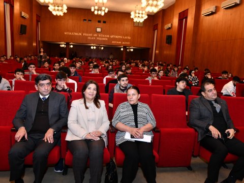 ADNSU-da “İş yeri axtarma, iş yeri yarat” mövzusunda seminar keçirilib-FOTO