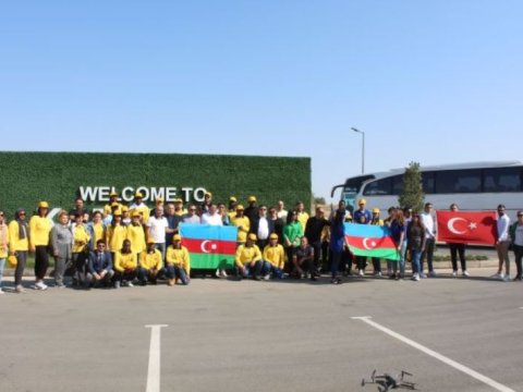 UNEC-in əcnəbi tələbələri Şuşada olub-FOTO