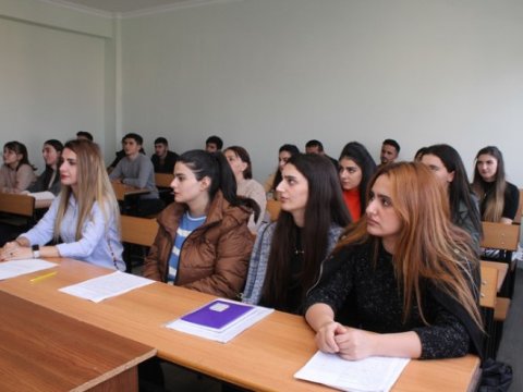 LDU-da Milli Dirçəliş Günü münasibətilə tədbir keçirilib-FOTO