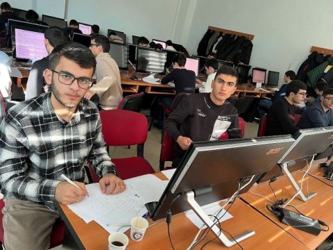 UNEC komandası beynəlxalq müsabiqədə yarımfinala çıxıb-FOTO