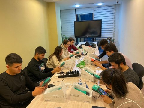 Tələbələrin praktiki biliklərinin artırılması üçün təlimlər keçirilir  