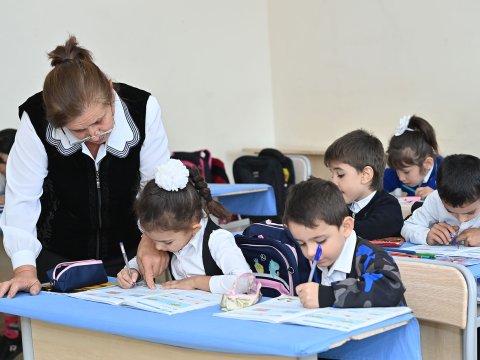 Müəllimlərin iş yerinin qarşılıqlı dəyişdirilməsi üçün qeydiyyat aparılır