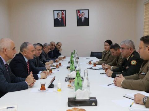 AzTU-nun rektoru FHN Akademiyasının rəisi ilə görüşüb