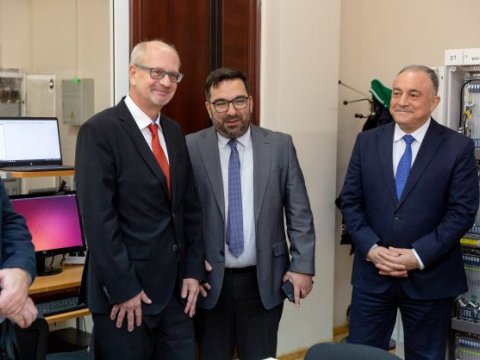 AzTU-da qurulan “Nar” GSM laboratoriyası yeni avadanlıqlarla təchiz edilib