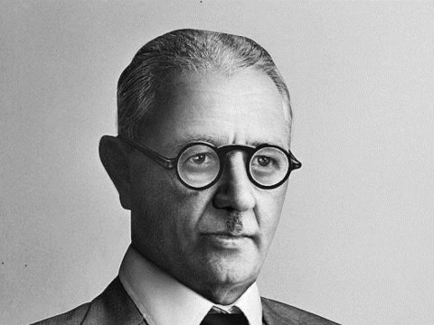 Müəllimlə şagirdlərin qalmaqallı mətbuat müzakirəsi -  Üzeyir bəyin qəzetçilik dərsi