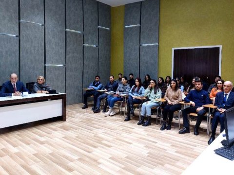 UNEC-də rəqəmsal bank məhsulları bazarının inkişafına həsr olunan seminar-FOTO
