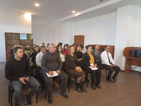      Regional təhsil idarələrinin məsul şəxsləri üçün növbəti seminarlar keçirilib     