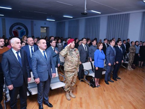 “Tarix yazan müəllimlər” layihəsi çərçivəsində hazırlanmış videçarxların təqdimatı keçirilib-FOTO  