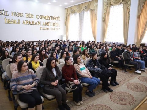      Tələbələrlə maarifləndirici görüş keçirilib     