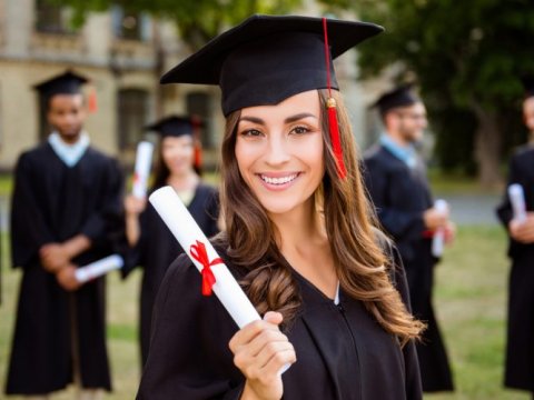 ABŞ-da oxumağın çox sadə yolları – Üstünlüklər, təqaüd və güzəştlər  