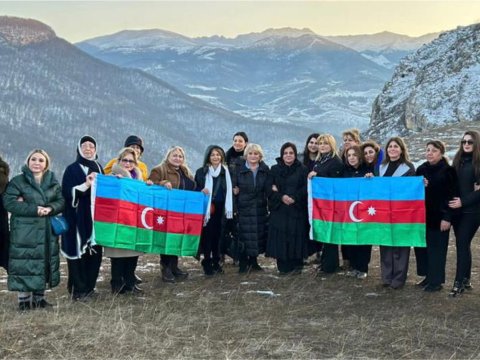 BMU Qadınlar Şurasının sədri Şuşaya təşkil olunan səfərdə iştirak edib