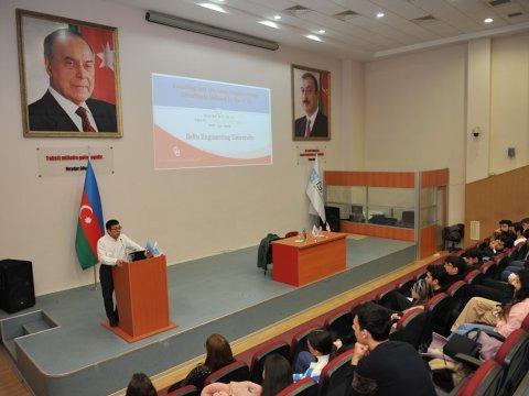 BMU-da ABŞ-ın Oklahoma Universitetinin professoru ilə görüş keçirilib