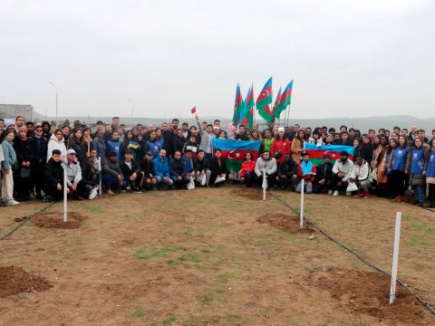Əcnəbi tələbələrin iştirakı ilə ağacəkmə aksiyası keçirilib