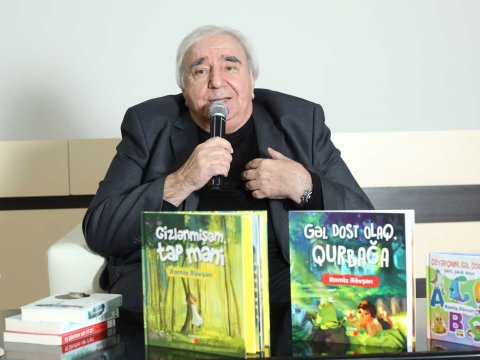 Xalq şairi məktəblilərlə görüşüb