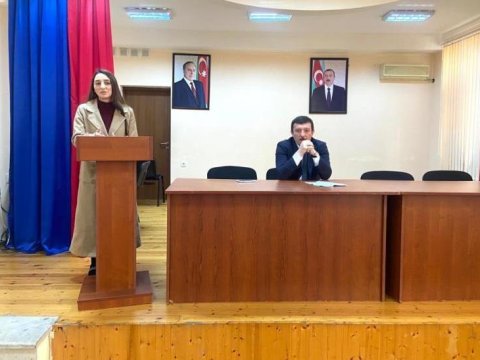 UNEC nümayəndələri Bakı məktəblərinin şagirdlərilə görüşüblər-FOTO