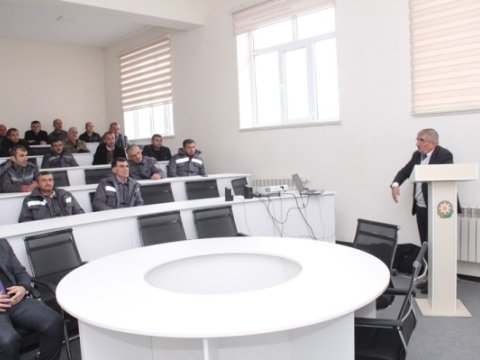 LDU-da ekoloji mövzuda maarifləndirici təlimlərə start verilib-FOTO