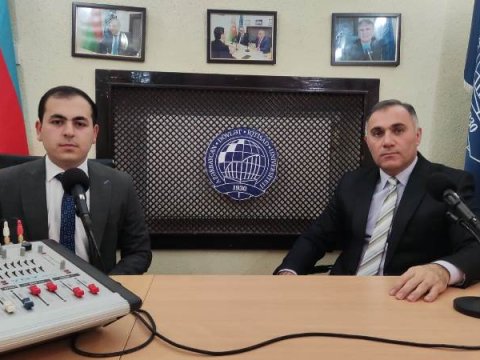 Radio UNEC-də imtahanla bağlı suallar cavablandırıldı
