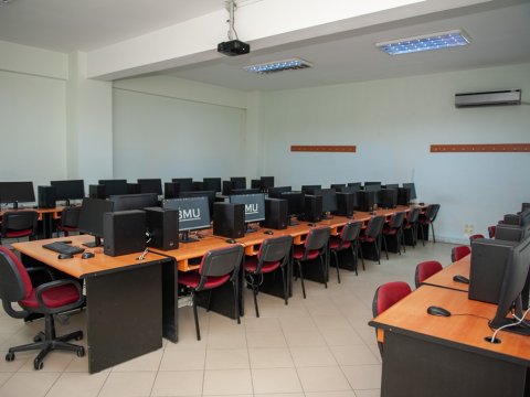 BMU-nun Kompüter laboratoriyasının bazası gücləndirilib  