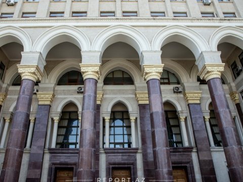 AMEA-nın işçilərinin maaşları 15 faiz artırılıb
