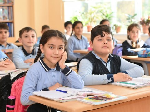 Şagirdlərin yerdəyişməsi dayandırılır    