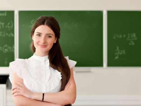 Müəllim dövlət qulluqçusu olarsa, hansı üstünlük və təminat əldə edəcək? – Qanundan sitat  