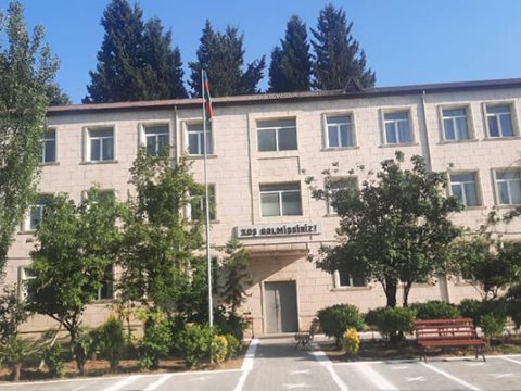 Masallıda şagird özünü məktəb binasından atdı