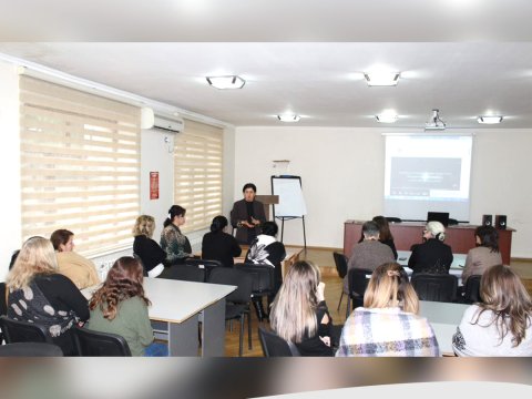 Metodik dəstək və peşəkar inkişaf mərkəzində 20 Yanvar faciəsinin ildönümü ilə əlaqədar tədbir keçirilib