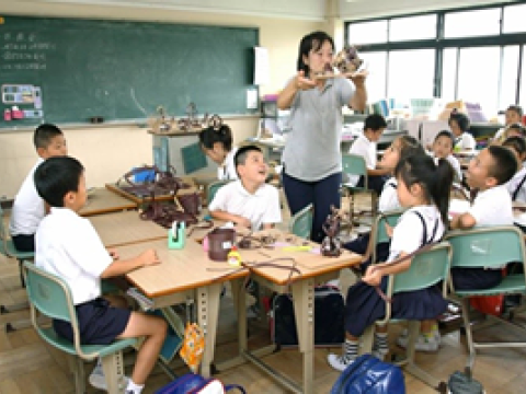 Ali  təhsil almayanlara ikinci dərəcəli vətandaş kimi baxılır – Cənubi Koreya SİSTEMİ