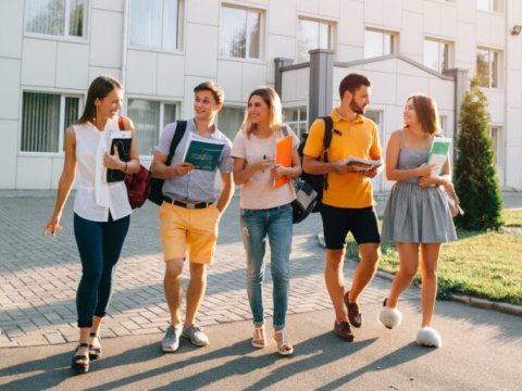 Universitetlərimizə əcnəbi tələbə qəbulu artmayacaq - TƏHLİL