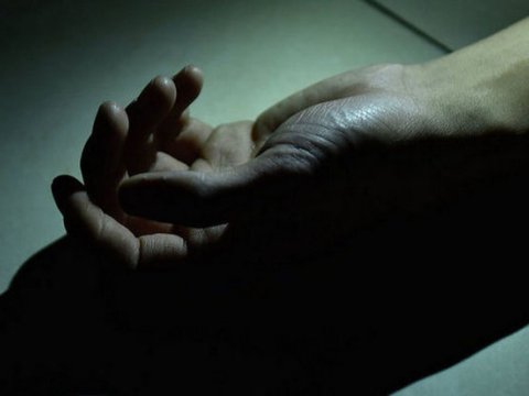 İdman müəllimi evdə ölü tapılıb - FOTO