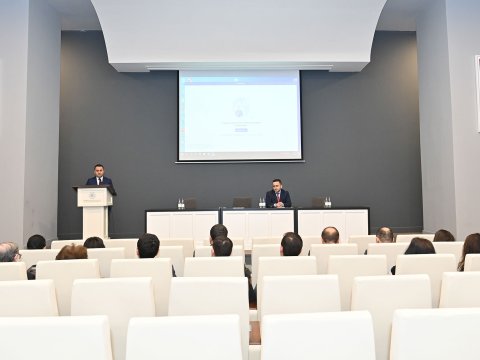AMEA-nın institutlarının əməkdaşları ilə görüş