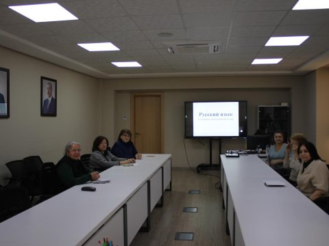 Fizika, rus dili (tədris dili) və rus dili (xarici dil) fənləri üzrə iclas keçirilib-DİM