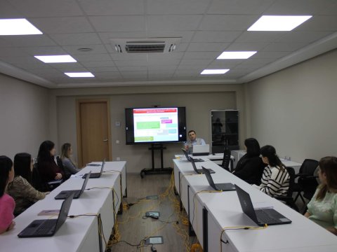      DİM hazırlıq kurslarının növbəti məşğələləri keçirilib     